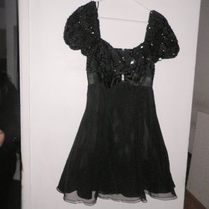Scarlett Nite Little Black Dress w/ Rhinestone Bow